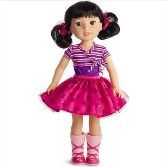 American Girl Emerson Doll - Picture 1 of 3